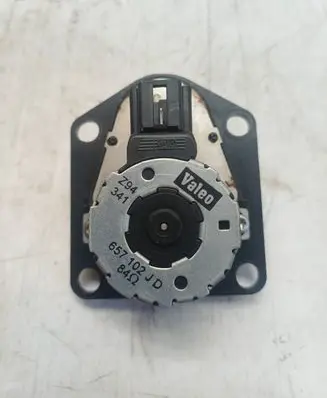 Peugeot 607 Air flap motor/actuator 657102JD