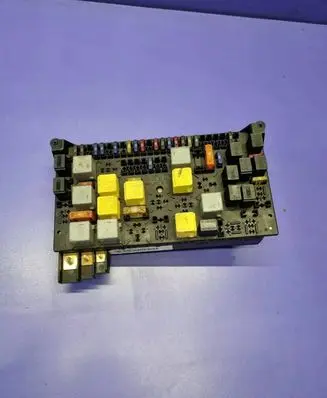 Mercedes-Benz ML W163 Fuse module 1635450205