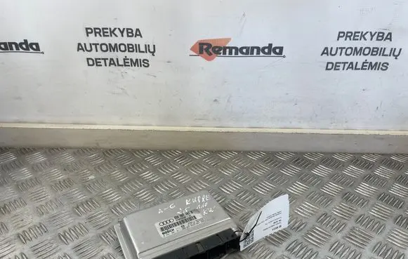 Audi A6 S6 C5 4B Engine control unit/module 8D0907401B 0281001811