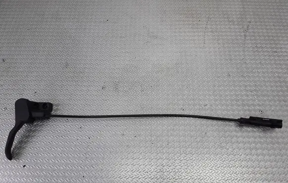 Volkswagen PASSAT B5.5 Engine bonnet (hood) release handle 3B1823533