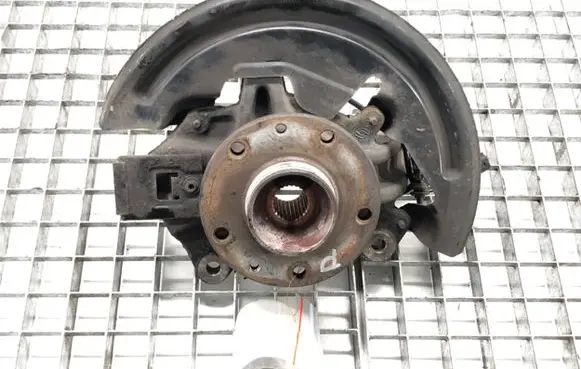 Renault Megane III Front wheel hub spindle knuckle