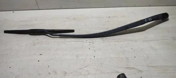 KIA Rio Front wiper blade arm