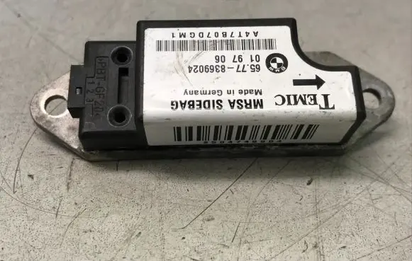 BMW 5 E39 Airbag deployment crash/impact sensor 65778369024 8369024