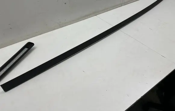 BMW iX Roof trim bar molding cover 7954453
