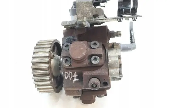 Ford Focus Fuel injection high pressure pump 0445010102