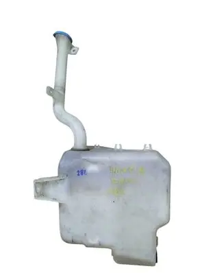 Honda CR-V Windshield washer fluid reservoir/tank 