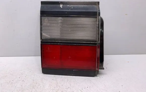 Tailgate rear/tail lights