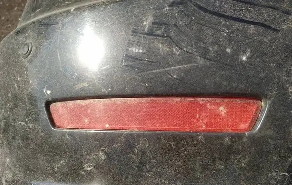 Rear tail light reflector