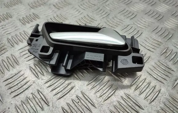 Peugeot 2008 II Rear door interior handle