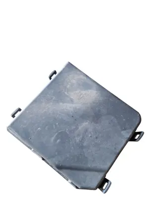 Nissan Qashqai Fuse box cover 