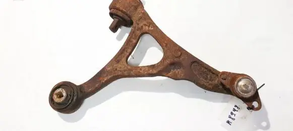 Volvo XC90 Front lower control arm/wishbone