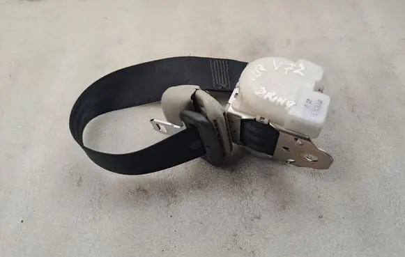 Toyota Corolla Verso AR10 Third row seat belt 735700F010C0