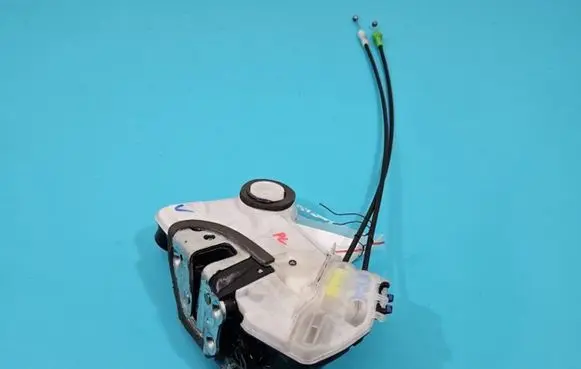 Toyota Corolla E160 E170 Front door lock A83101802 IMPRK1406975