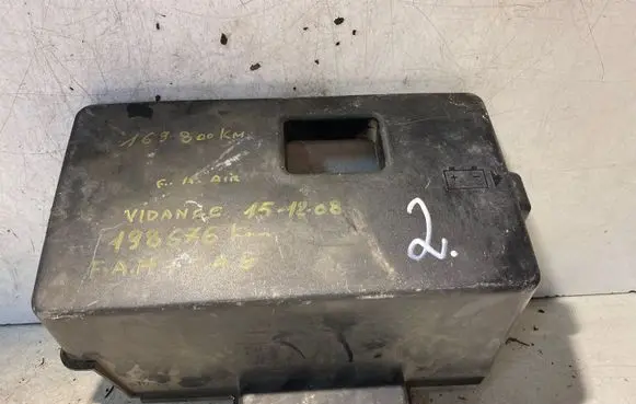 Ford Focus Battery box tray cover/lid 98AB10A659CG