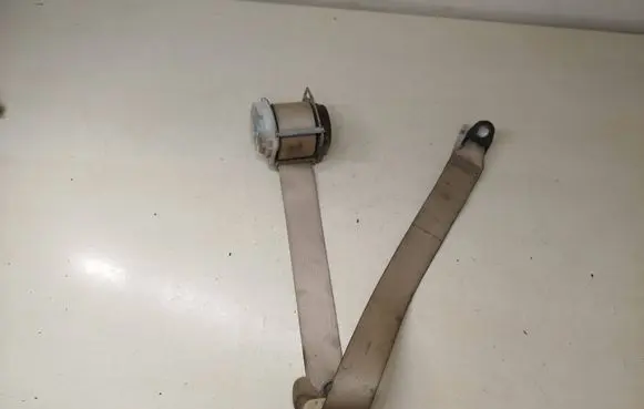 Subaru B9 Tribeca Rear seatbelt E40436018