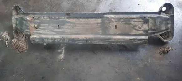 Mitsubishi Pajero Sport I Gearbox bottom protection 