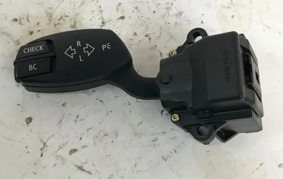 BMW 5 E60 E61 Indicator stalk 6924103 01106720 110703161