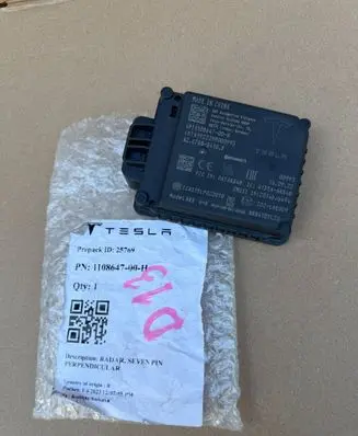 Tesla Model 3 Distronic sensor radar 110864700H
