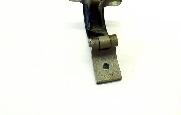 Skoda Superb B8 (3V) Tailgate/trunk/boot hinge 5E0827301A