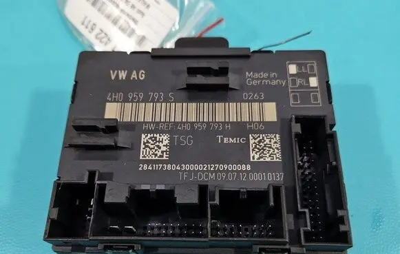 Audi A8 S8 D4 4H Central body control module 4H0959793S IMPRK1422611