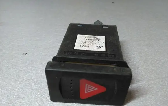 Volkswagen Sharan Hazard light switch 7M3953235