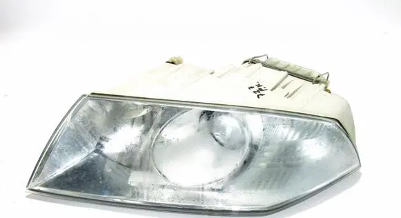 Skoda Octavia Mk2 (1Z) Headlight/headlamp