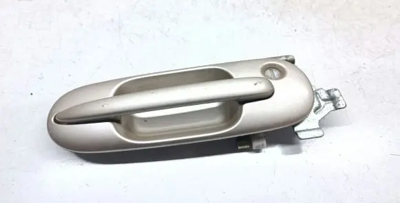 Honda CR-V Front door exterior handle