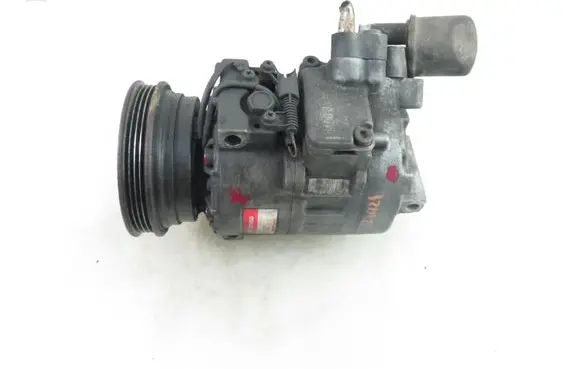BMW 7 E38 Air conditioning (A/C) compressor (pump) 