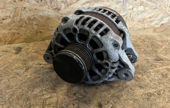 KIA Sorento Generator/alternator 135V150A