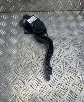 Renault Laguna III Accelerator throttle pedal 180050001R 0280755085