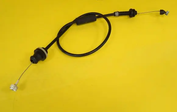 Fiat Panda II Throttle cable C389