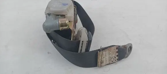 Toyota Corolla Verso E121 Front seatbelt 7K3420P FRONTRIGHT G087901