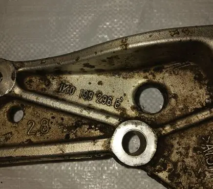 Seat Altea XL Other front suspension part 1K0199296E