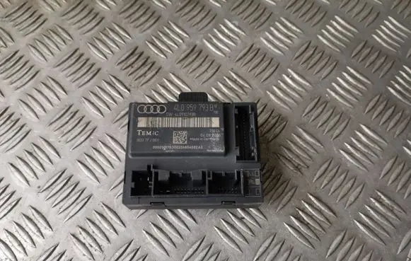 Audi Q7 4L Door control unit/module 4L0959793B 4L0910793B