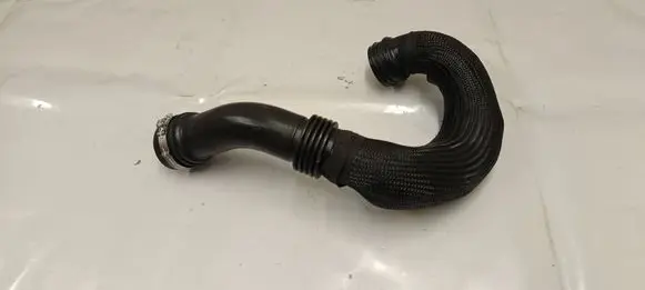 Maserati Grecale Air intake hose/pipe 670156374
