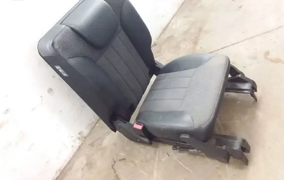 Mercedes-Benz R W251 Third row seats 324342