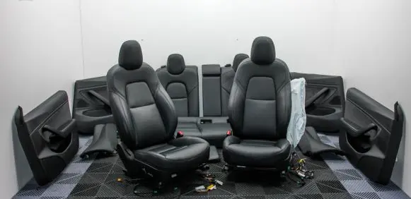 Seat set