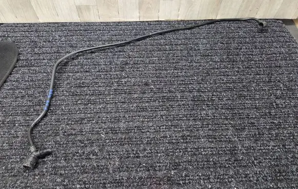 BMW 4 F32 F33 Coolant pipe/hose 8518965