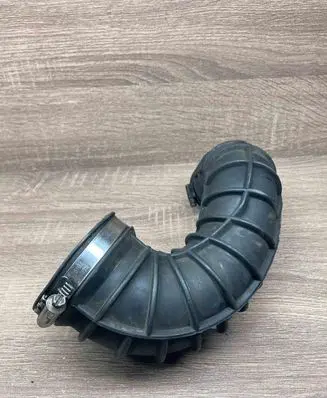 Volvo XC90 Air intake duct part 08634143