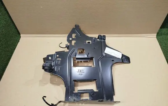 Renault Master III Engine control unit holder 282780607R 8200778282 110678071R
