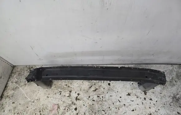 Opel Zafira C Front bumper support beam 