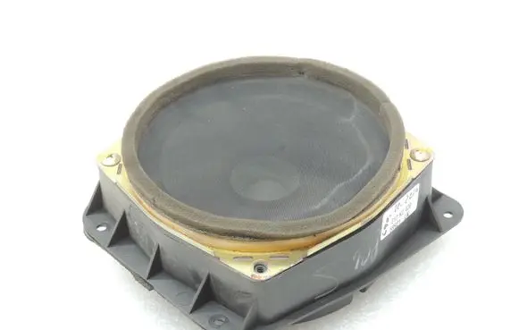Mitsubishi L200 Rear door speaker 8720A024 MR141337