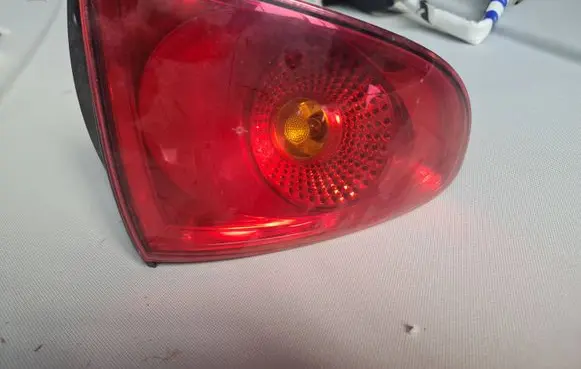Seat Altea Tailgate rear/tail lights 5P0945095E 5P0945111B