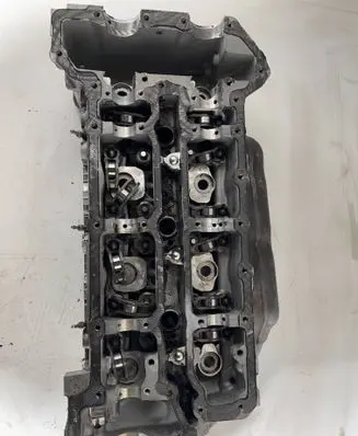 Mercedes-Benz Sprinter W906 Engine head R642016
