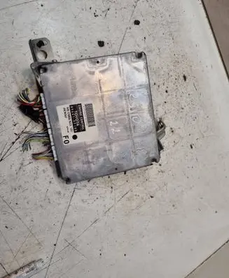 Toyota Corolla Verso AR10 Engine control unit/module 1758007623 MB1758007623 896610F100
