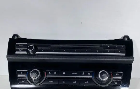 BMW 5 F10 F11 Climate control unit 9352761 0001942908 900256340022