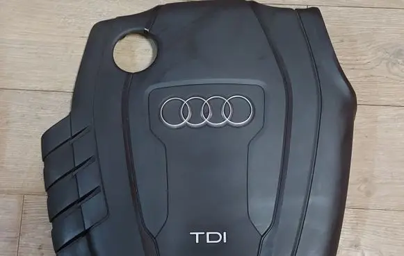 Audi A6 S6 C7 4G Engine cover (trim) 03L103925AB