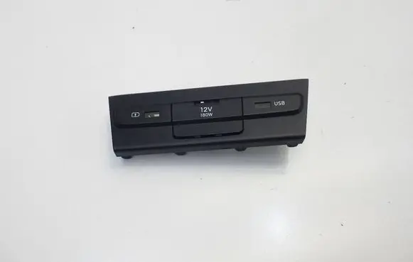 Hyundai Bayon Center console decorative trim OSŁONA ZAŚLEPKA TUNELU