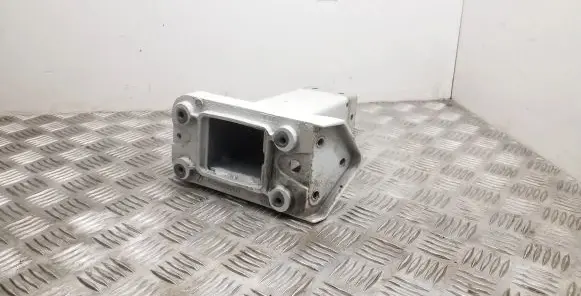 Audi TT TTS Mk2 Front side member 8J0806109D 8J0805861C