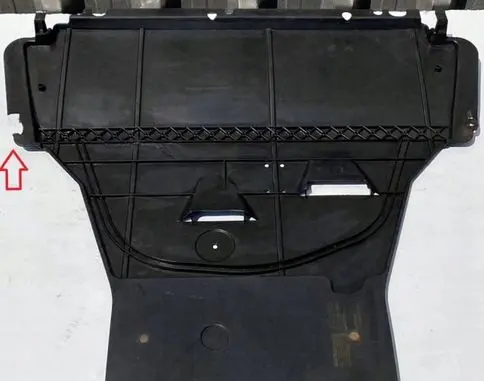 Renault Megane III Engine splash shield/under tray